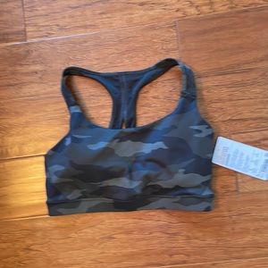 a camouflage contender bra size medium